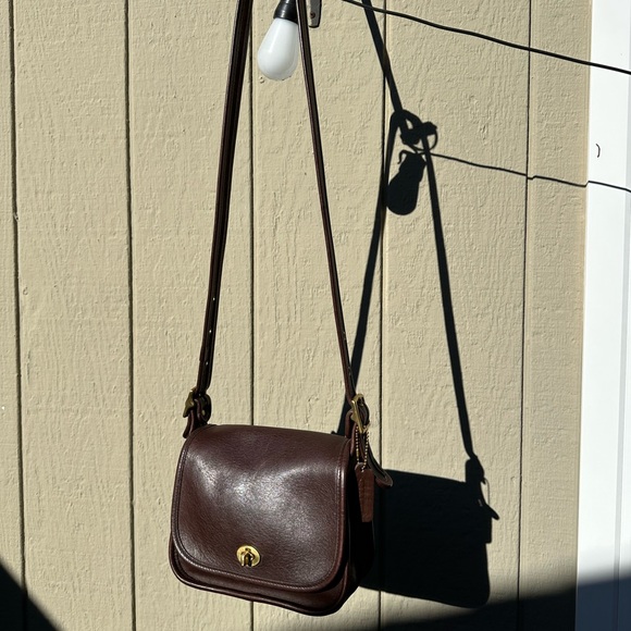 Vintage Coach Bag Legacy Small Flap 9965 Mahogany - Picture 8 of 10